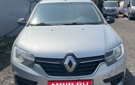 Renault Logan II, 2018 год, 500 000 рублей, 1 фотография
