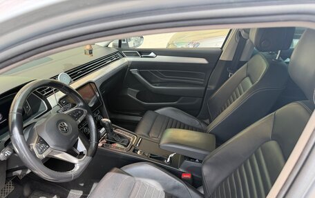 Volkswagen Passat B8 рестайлинг, 2022 год, 2 750 000 рублей, 34 фотография