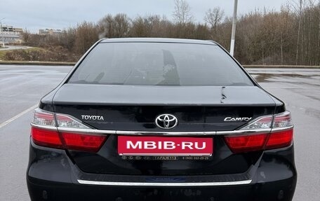 Toyota Camry, 2015 год, 1 940 000 рублей, 9 фотография