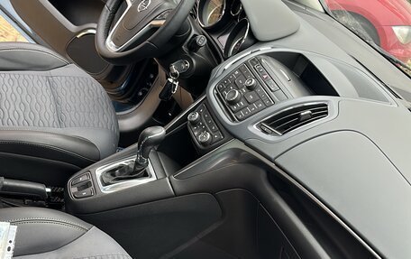 Opel Zafira C рестайлинг, 2012 год, 799 999 рублей, 3 фотография