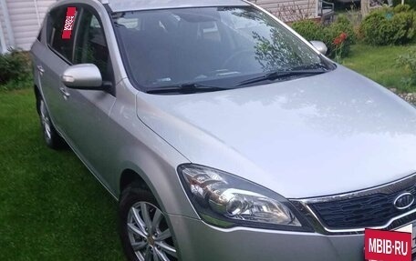 KIA cee'd I рестайлинг, 2011 год, 925 000 рублей, 14 фотография