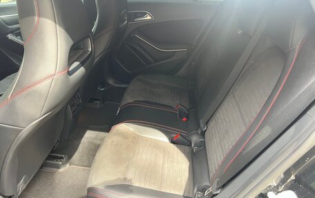 Mercedes-Benz CLA, 2015 год, 2 080 000 рублей, 25 фотография