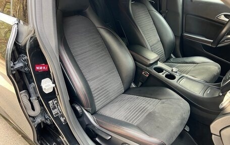 Mercedes-Benz CLA, 2015 год, 2 080 000 рублей, 29 фотография