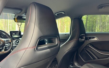 Mercedes-Benz CLA, 2015 год, 2 080 000 рублей, 40 фотография