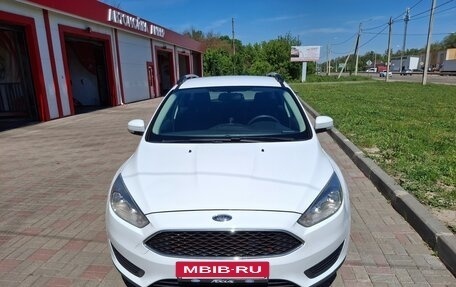 Ford Focus III, 2015 год, 850 000 рублей, 2 фотография