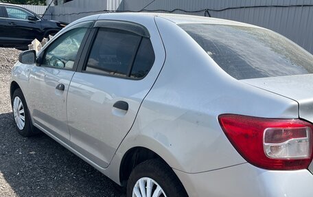 Renault Logan II, 2018 год, 500 000 рублей, 3 фотография