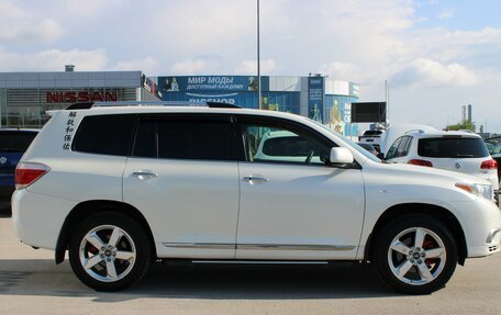 Toyota Highlander III, 2012 год, 1 619 000 рублей, 4 фотография