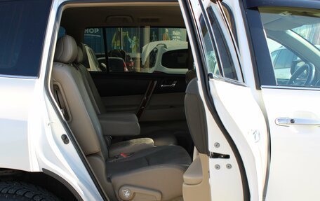 Toyota Highlander III, 2012 год, 1 619 000 рублей, 16 фотография