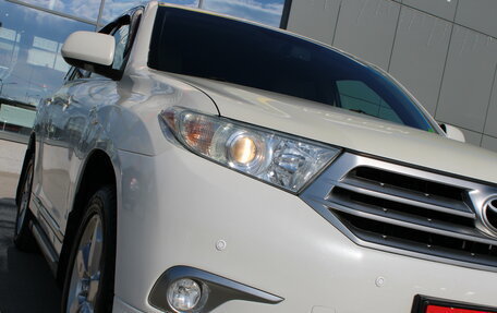 Toyota Highlander III, 2012 год, 1 619 000 рублей, 32 фотография