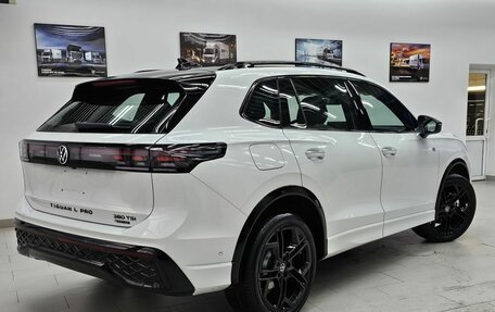 Volkswagen Tiguan, 2025 год, 4 840 000 рублей, 2 фотография
