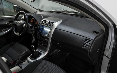 Toyota Corolla, 2011 год, 920 000 рублей, 13 фотография