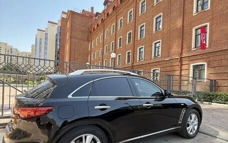 Infiniti QX70, 2016 год, 2 530 000 рублей, 4 фотография