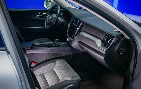 Volvo XC60 II, 2021 год, 4 700 000 рублей, 13 фотография