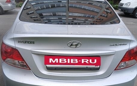 Hyundai Solaris II рестайлинг, 2013 год, 800 000 рублей, 5 фотография