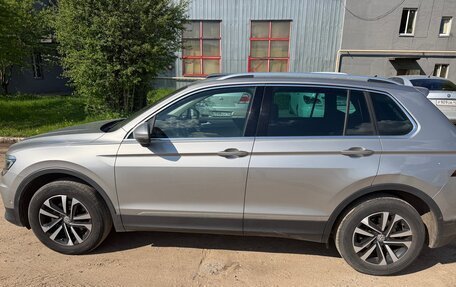 Volkswagen Tiguan II, 2020 год, 2 600 000 рублей, 12 фотография