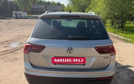 Volkswagen Tiguan II, 2020 год, 2 600 000 рублей, 4 фотография