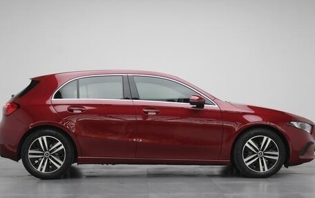 Mercedes-Benz A-Класс, 2022 год, 1 360 000 рублей, 7 фотография