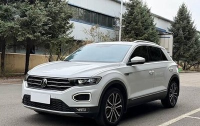 Volkswagen T-Roc I, 2022 год, 1 920 000 рублей, 1 фотография