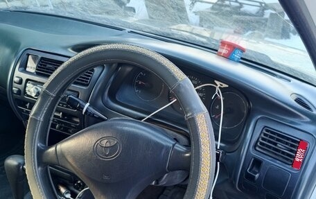 Toyota Corolla, 2000 год, 220 000 рублей, 1 фотография