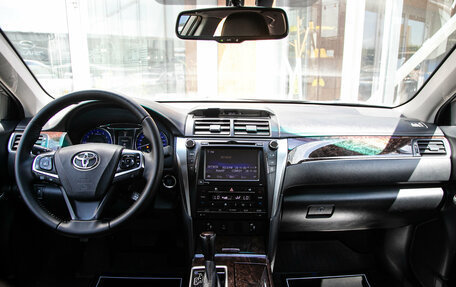 Toyota Camry, 2016 год, 1 848 000 рублей, 18 фотография