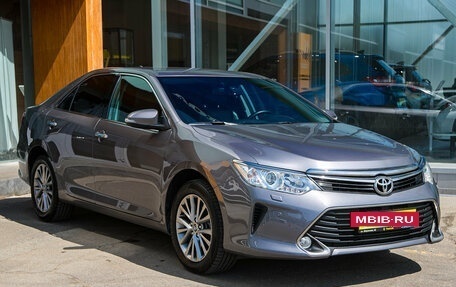 Toyota Camry, 2016 год, 1 848 000 рублей, 6 фотография