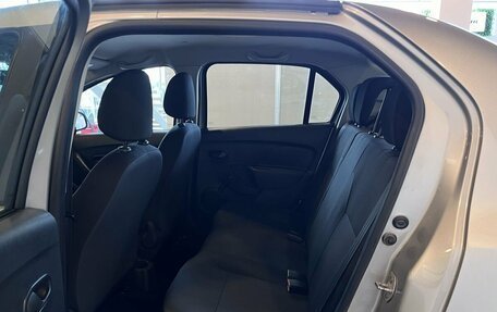 Renault Logan II, 2018 год, 885 000 рублей, 24 фотография