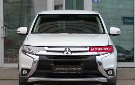 Mitsubishi Outlander III рестайлинг 3, 2018 год, 1 850 000 рублей, 2 фотография