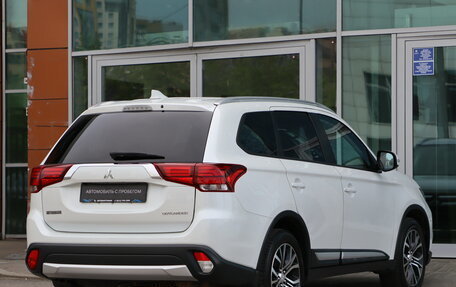 Mitsubishi Outlander III рестайлинг 3, 2018 год, 1 850 000 рублей, 8 фотография