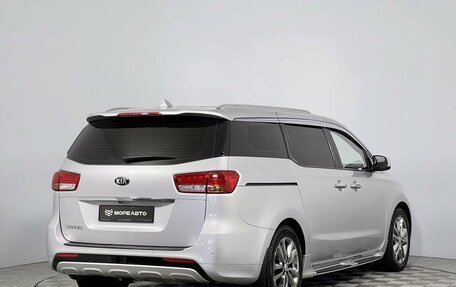 KIA Carnival III, 2017 год, 2 500 000 рублей, 5 фотография