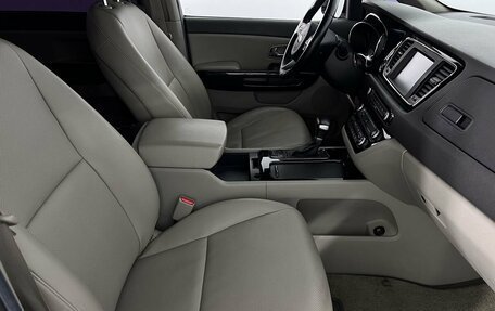 KIA Carnival III, 2017 год, 2 500 000 рублей, 14 фотография