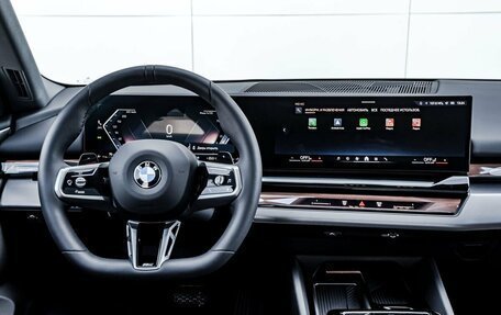 BMW 5 серия, 2025 год, 8 990 000 рублей, 15 фотография