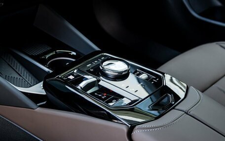 BMW 5 серия, 2025 год, 8 990 000 рублей, 25 фотография