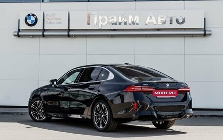 BMW 5 серия, 2025 год, 8 990 000 рублей, 17 фотография