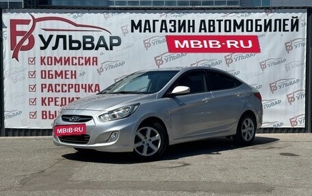 Hyundai Solaris II рестайлинг, 2013 год, 820 000 рублей, 3 фотография
