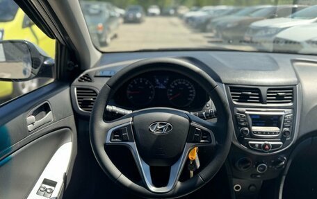 Hyundai Solaris II рестайлинг, 2013 год, 820 000 рублей, 23 фотография