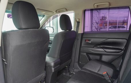 Mitsubishi Outlander III рестайлинг 3, 2013 год, 1 260 000 рублей, 17 фотография
