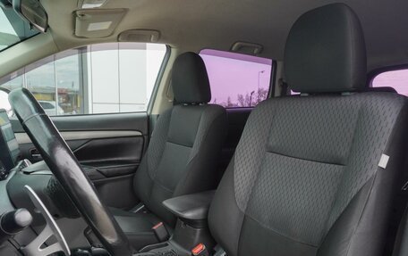 Mitsubishi Outlander III рестайлинг 3, 2013 год, 1 260 000 рублей, 15 фотография