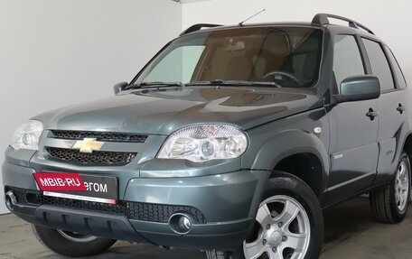 Chevrolet Niva I рестайлинг, 2012 год, 599 000 рублей, 3 фотография
