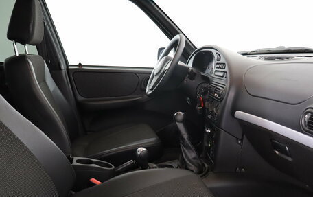 Chevrolet Niva I рестайлинг, 2012 год, 599 000 рублей, 11 фотография