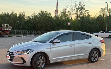Hyundai Elantra VI рестайлинг, 2017 год, 1 600 000 рублей, 2 фотография