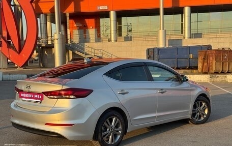 Hyundai Elantra VI рестайлинг, 2017 год, 1 600 000 рублей, 8 фотография