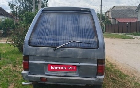 Nissan Vanette II, 1987 год, 320 000 рублей, 4 фотография