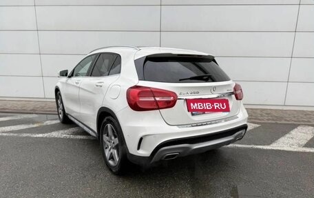 Mercedes-Benz GLA, 2014 год, 1 580 000 рублей, 7 фотография