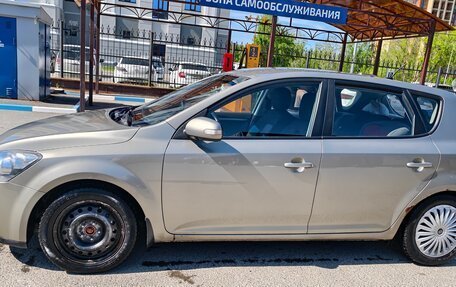 KIA cee'd I рестайлинг, 2010 год, 750 000 рублей, 7 фотография