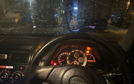 Toyota Altezza, 2000 год, 750 000 рублей, 2 фотография