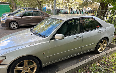Toyota Altezza, 2000 год, 750 000 рублей, 4 фотография