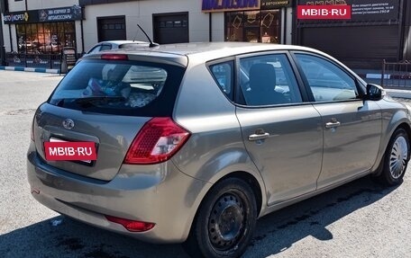 KIA cee'd I рестайлинг, 2010 год, 750 000 рублей, 2 фотография