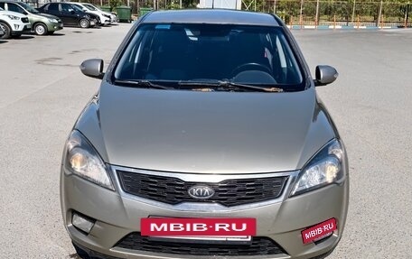 KIA cee'd I рестайлинг, 2010 год, 750 000 рублей, 6 фотография
