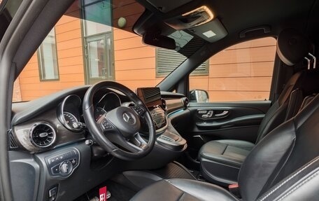 Mercedes-Benz V-Класс, 2021 год, 3 000 000 рублей, 11 фотография