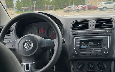 Volkswagen Polo VI (EU Market), 2011 год, 515 000 рублей, 16 фотография